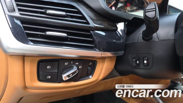 BMW X6 (F16) xDrive 30d 2016 — фото 13