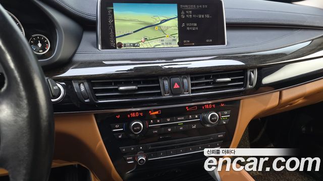 BMW X6 (F16) xDrive 30d 2016 — фото 15