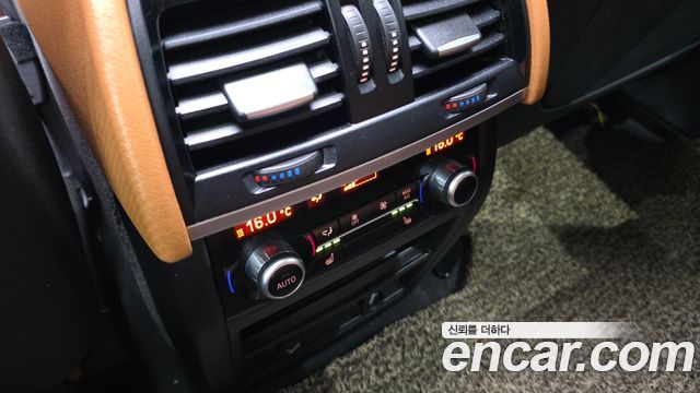 BMW X6 (F16) xDrive 30d 2016 — фото 19