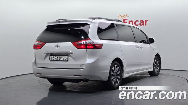 Toyota Sienna 3.5 AWD 2020 — фото 2