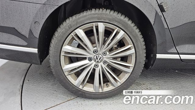 Volkswagen Passat GT (B8) 2.0 TDI 4Motion Prestige 2021 — фото 5