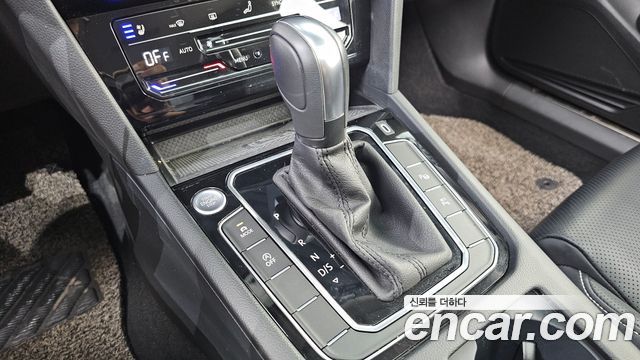 Volkswagen Passat GT (B8) 2.0 TDI 4Motion Prestige 2021 — фото 9