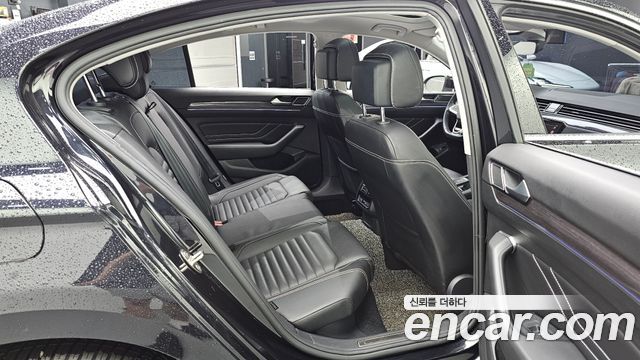 Volkswagen Passat GT (B8) 2.0 TDI 4Motion Prestige 2021 — фото 12
