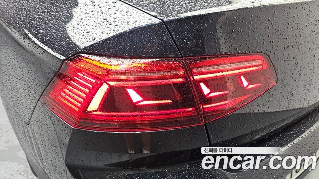 Volkswagen Passat GT (B8) 2.0 TDI 4Motion Prestige 2021 — фото 23