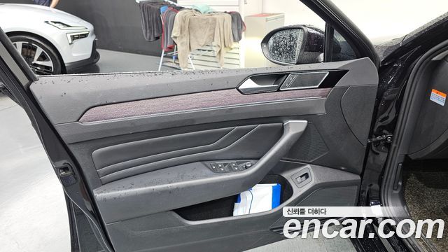 Volkswagen Passat GT (B8) 2.0 TDI 4Motion Prestige 2021 — фото 24