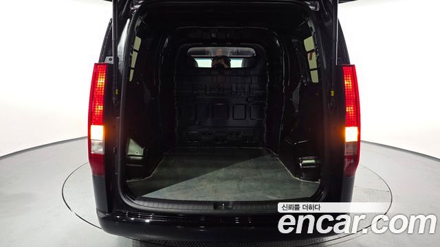 Hyundai Staria Cargo 5-Seater Modern 2025 — фото 20
