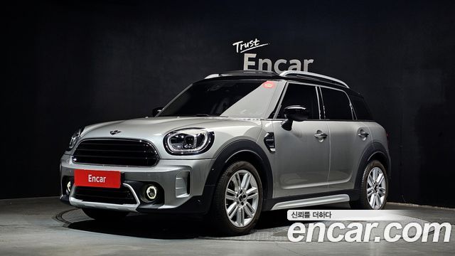 MINI Cooper Countryman Classic Plus Launch Pack 2nd Gen 2023 — фото 1