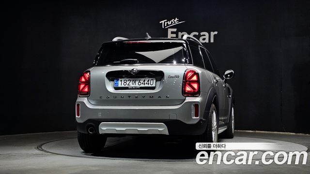 MINI Cooper Countryman Classic Plus Launch Pack 2nd Gen 2023 — фото 4