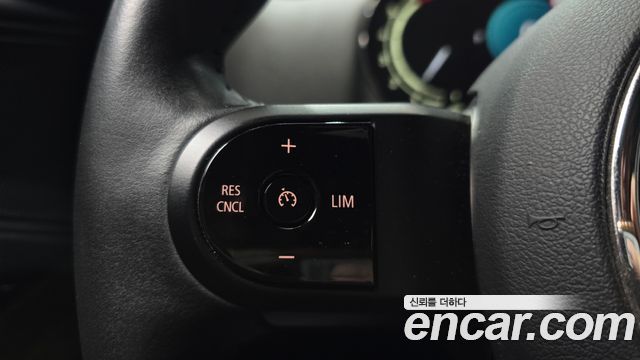MINI Cooper Countryman Classic Plus Launch Pack 2nd Gen 2023 — фото 20
