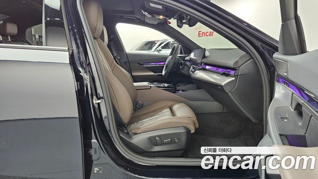 BMW 5 Series (G60) 520i M Sport 2025 — фото 26