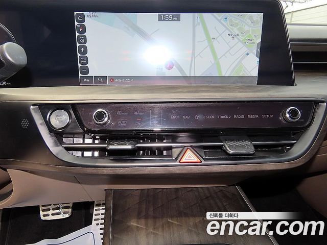 Kia K8 2.5 Gasoline 2WD Signature 2024 — фото 17