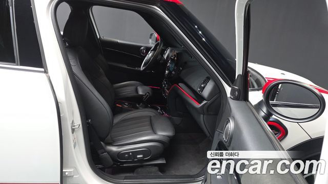 MINI Cooper S Countryman JCW 2nd 2024 — фото 11