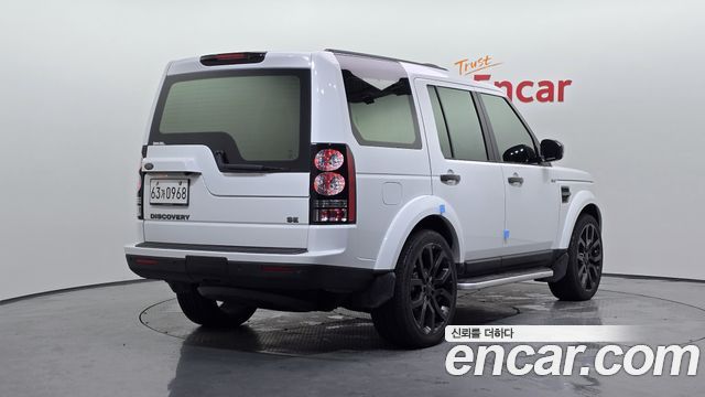 Land Rover Discovery 4 3.0 SDV6 SE 2016 — фото 2