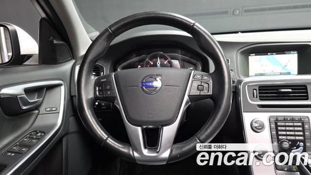 Volvo S60 D3 2nd 2017 — фото 13