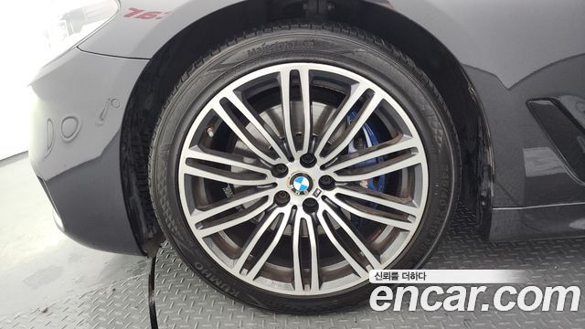 BMW 5 Series (G30) 530d M Sport Package 2017 — фото 5