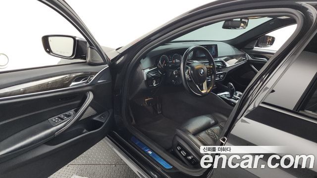 BMW 5 Series (G30) 530d M Sport Package 2017 — фото 10