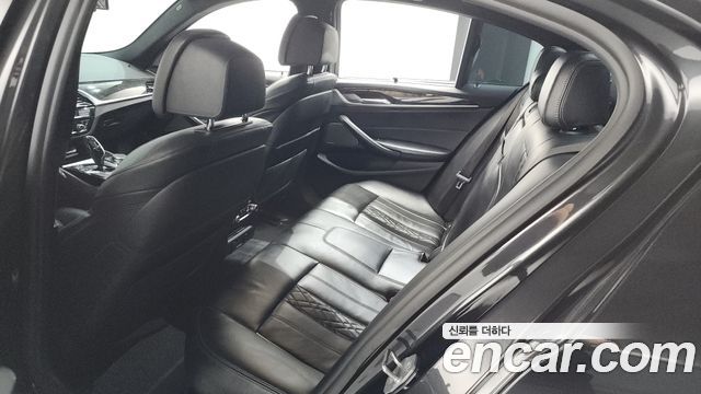 BMW 5 Series (G30) 530d M Sport Package 2017 — фото 19