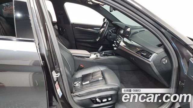 BMW 5 Series (G30) 530d M Sport Package 2017 — фото 26