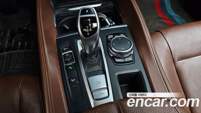 BMW X6 (F16) xDrive 35i 2015 — фото 9