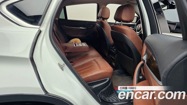 BMW X6 (F16) xDrive 35i 2015 — фото 12