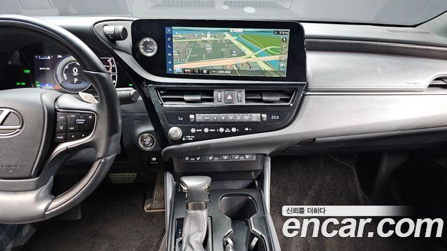 Lexus ES300h (VII) Luxury Plus 2023 — фото 13