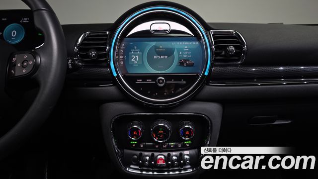 MINI Cooper Clubman Classic 2nd 2023 — фото 13