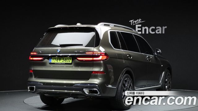 BMW X7 (G07) xDrive 40i M Sport 7STR 2025 — фото 2