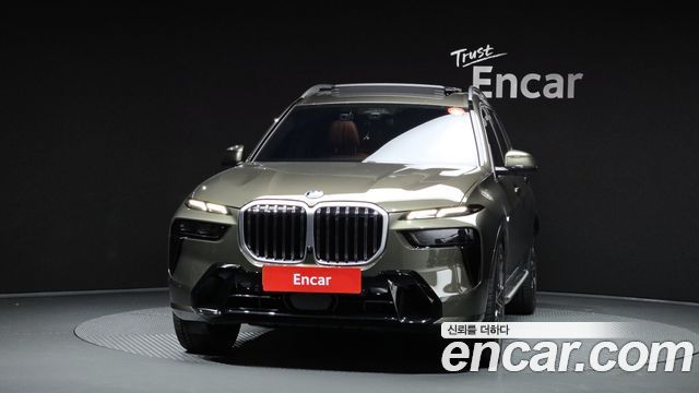 BMW X7 (G07) xDrive 40i M Sport 7STR 2025 — фото 3
