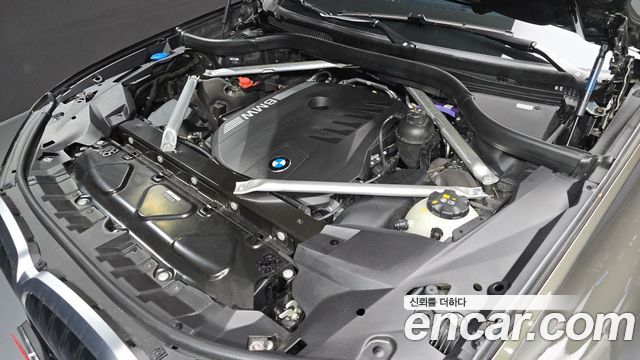 BMW X7 (G07) xDrive 40i M Sport 7STR 2025 — фото 6