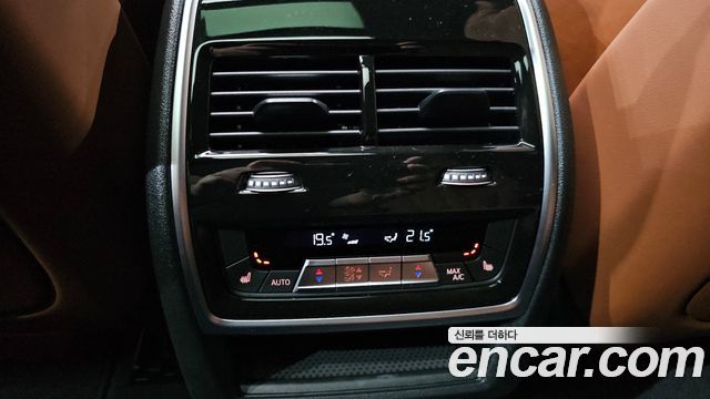 BMW X7 (G07) xDrive 40i M Sport 7STR 2025 — фото 19