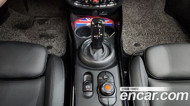 MINI Cooper Clubman Classic 2nd 2022 — фото 9