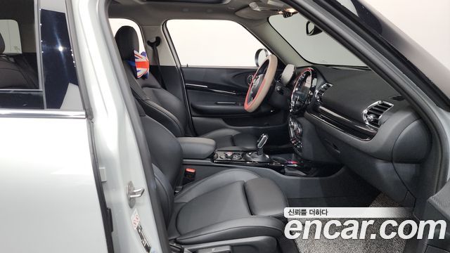 MINI Cooper Clubman Classic 2nd 2022 — фото 26