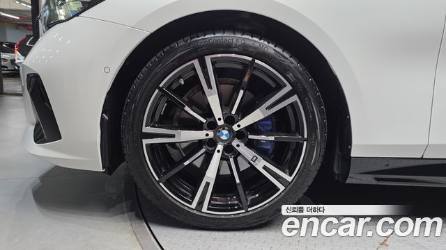 BMW 5 Series (G60) 530i xDrive M Sport 2026 — фото 5