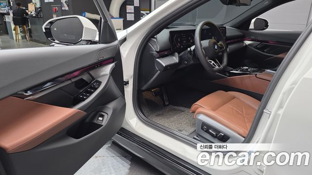 BMW 5 Series (G60) 530i xDrive M Sport 2026 — фото 10