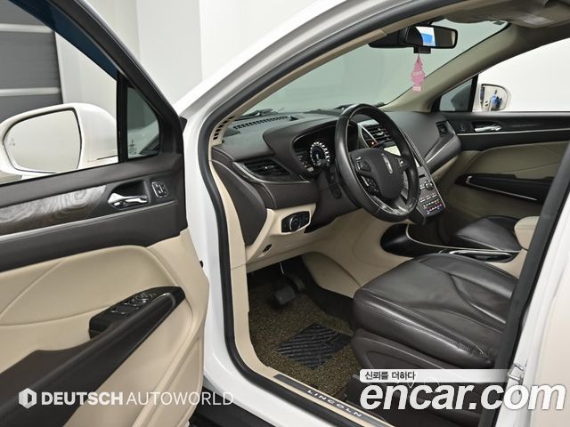 Lincoln MKC 2.0 AWD 2019 — фото 15