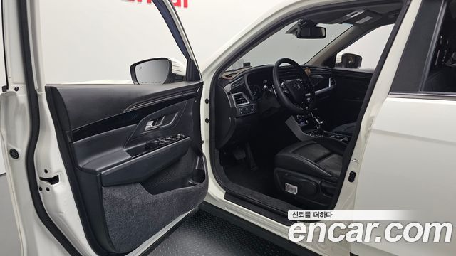 KG Mobility (SsangYong) Beautiful Korando Gasoline 1.5 2WD C5 Plus 2021 — фото 10