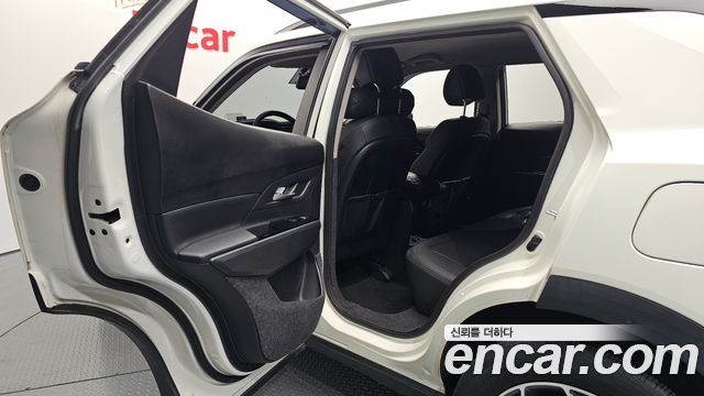 KG Mobility (SsangYong) Beautiful Korando Gasoline 1.5 2WD C5 Plus 2021 — фото 12