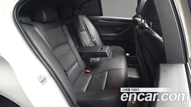 BMW 5 Series (F10) 520d M Aero Dynamic 2016 — фото 16