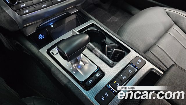 Genesis G80 3.3 GDI AWD Luxury 2020 — фото 9