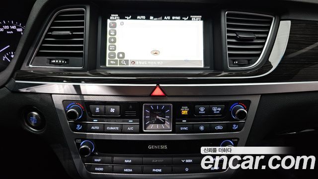 Genesis G80 3.3 GDI AWD Luxury 2020 — фото 14