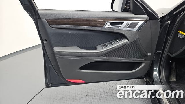 Genesis G80 3.3 GDI AWD Luxury 2020 — фото 24