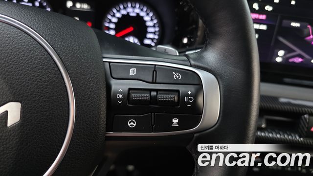 Kia K5 (III) 1.6 Turbo Prestige 2023 — фото 17