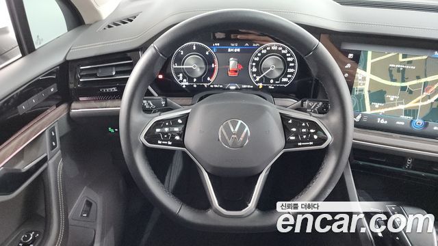 Volkswagen Touareg (III) 3.0 TDI Prestige 2023 — фото 15
