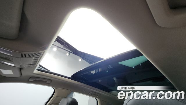 Volkswagen Touareg (III) 3.0 TDI Prestige 2023 — фото 19