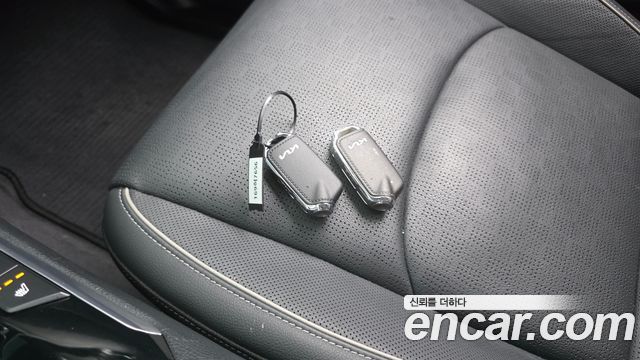 Kia Mohave The Master Diesel 3.0 4WD 5-Seater Platinum 2022 — фото 18