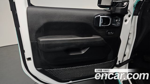 Jeep Wrangler (JL) 2.0 Overland 4Door 80th Edition 2021 — фото 24