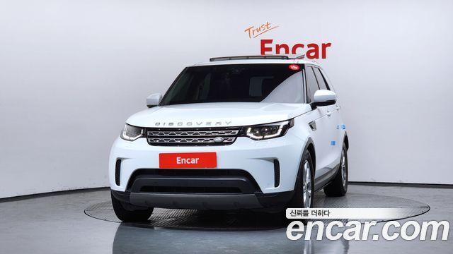 Land Rover Discovery 5 2.0 SD4 SE 2019 — фото 3