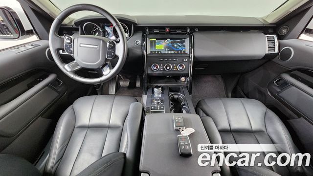 Land Rover Discovery 5 2.0 SD4 SE 2019 — фото 7