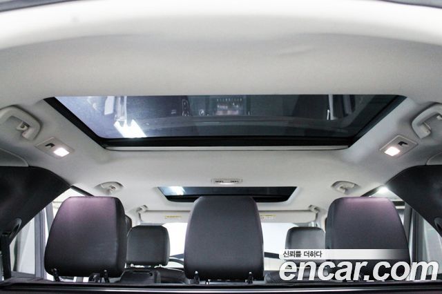 Land Rover Discovery 5 2.0 SD4 SE 2018 — фото 20