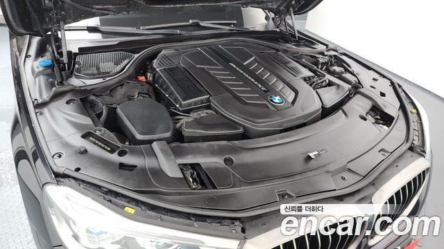 BMW 7 Series (G11) M760Li xDrive 2018 — фото 6